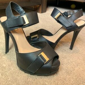 GUESS Velcro Strap Pumps.